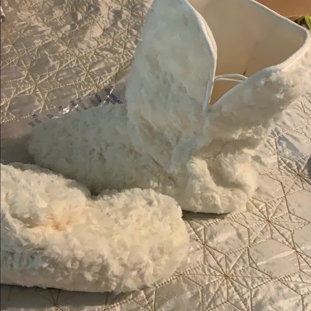 booties - soft creamy white - mid calf New in bag - Picture 3 of 4